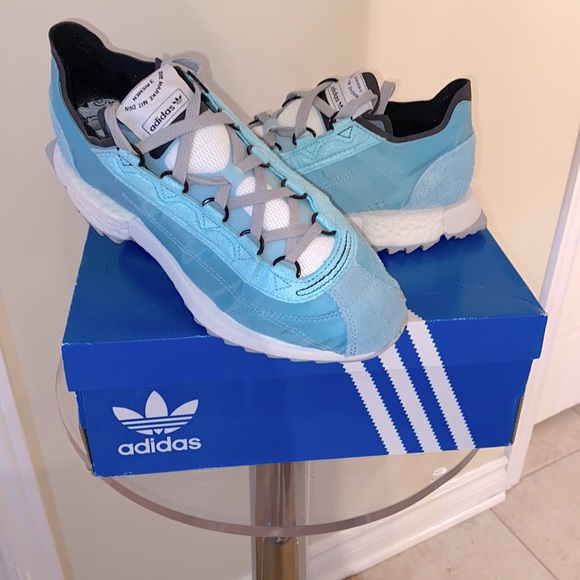 adidas Shoes - Adidas SL 7600 blue/ black / white sneakers 👟🩵🖤🤍